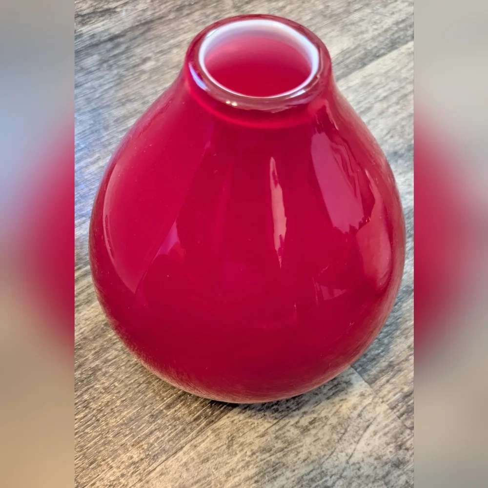 Crate & Barrel Lucy Cherry Red White Poland Cased Hand Blown Glossy Glass Vase.